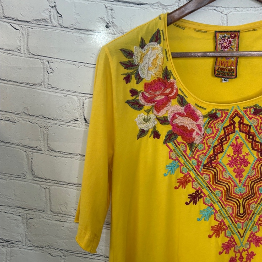 Johnny Was Bright Yellow Embroidered Top Size Medium Excellent Condition - Picture 3 of 13